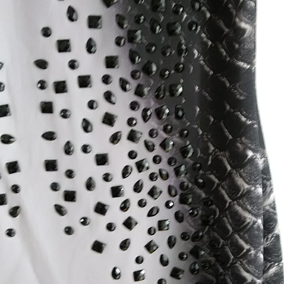 Venus sleeveless dress, size 12, mauve with black croc print and black stones. - Picture 4 of 5